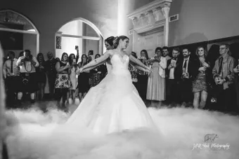 A bride performing her choreographed first dance